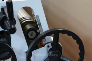Фото 22 - Станок вальцовочный электромеханический STALEX ESR-1300×6.5.
