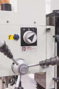 Фото 39 - Фрезерно-сверлильный станок STALEX SBM-30 Vario.