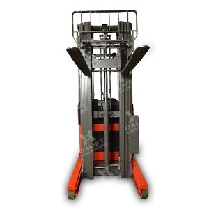 Фото 11 - Ричтраки с кабиной стоя MF12-35 OXLIFT.