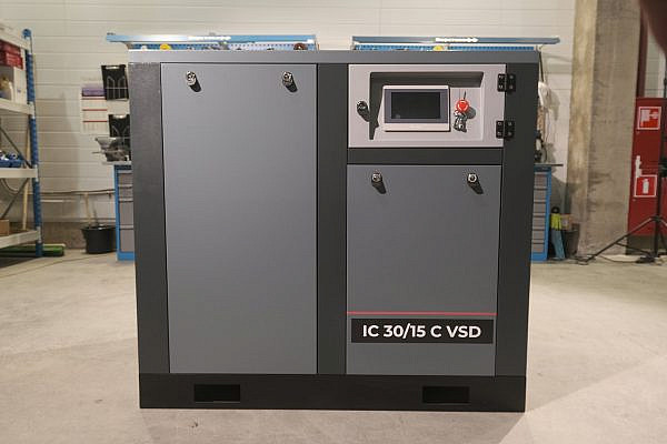 Фото 95 - Винтовой компрессор IC 30/15 C VSD IP55.