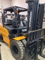 Фото 6 - Вилочный погрузчик Hyundai 50D-9SA.