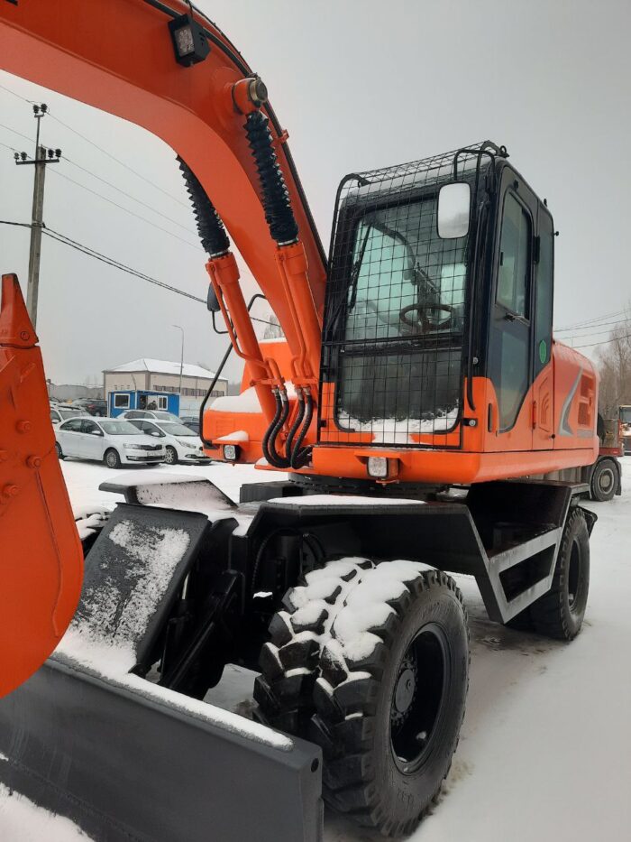 Фото 7 - Колёсный экскаватор Lonking CDM6150W.