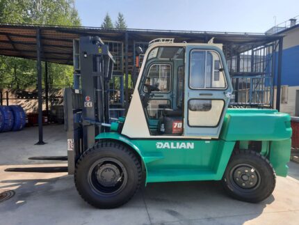 Фото 4 - Вилочный погрузчик Dalian CPCD80FD.