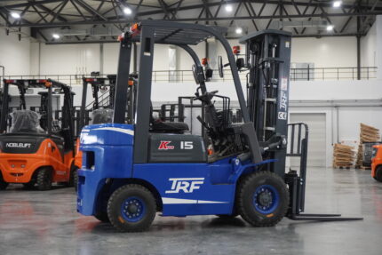 Фото 61 - Вилочный погрузчик TRF D15-4X.